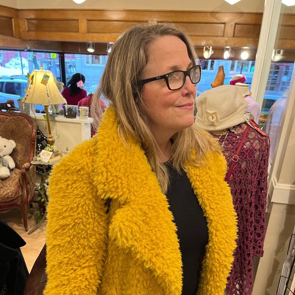 Meet your Posher, Jenny